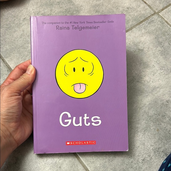 Guts by Raina Telgemeier - Picture 12 of 13